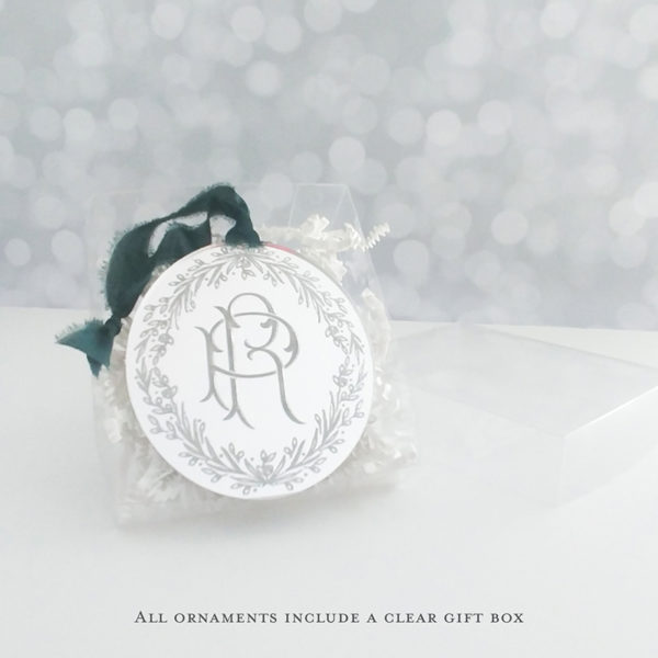 gift box with ornament image